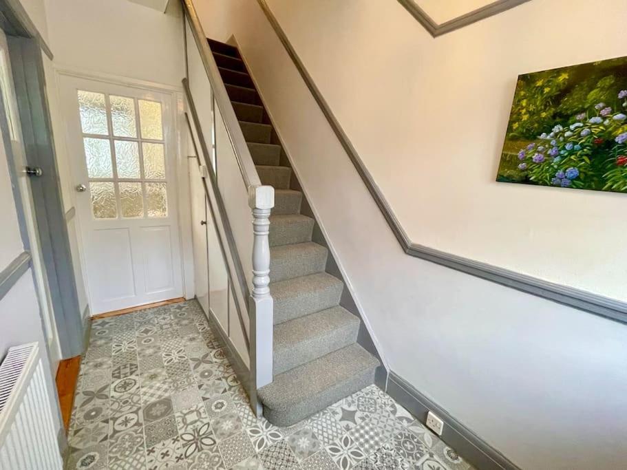 Portsmouth 3 Bedroom Getaway, Sleeps 6 المظهر الخارجي الصورة